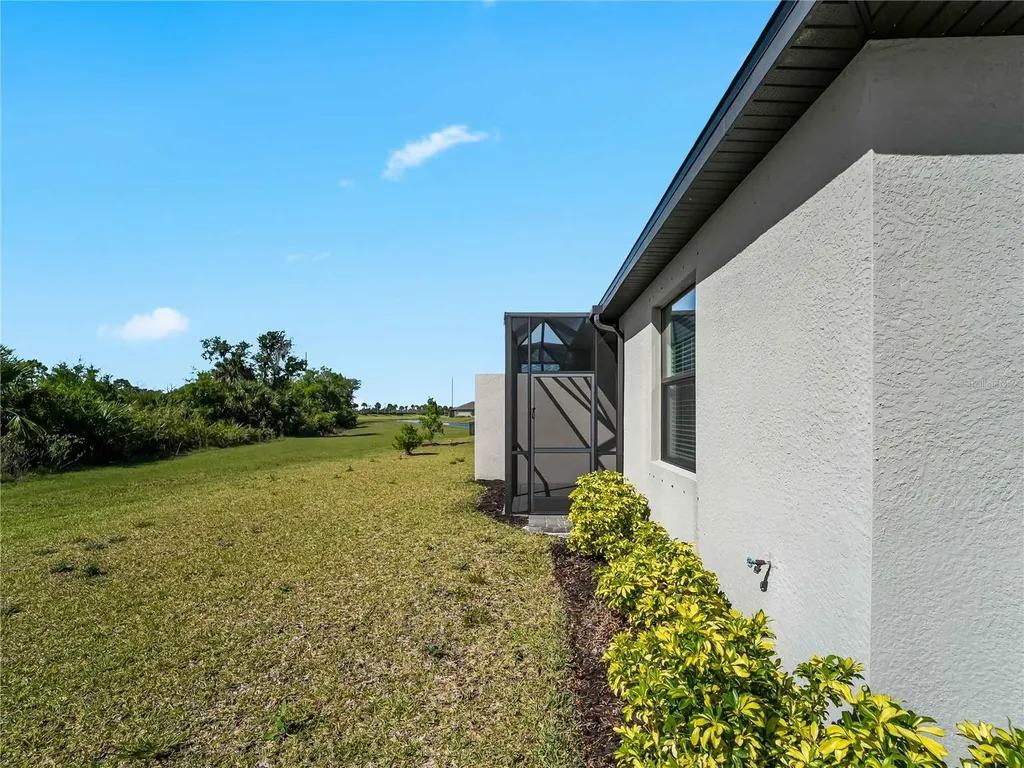 2216 Bonito Way Port Charlotte FL 33953