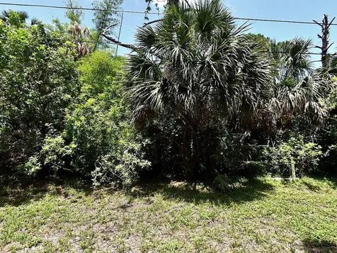 Glenwood Avenue Osprey FL 34229