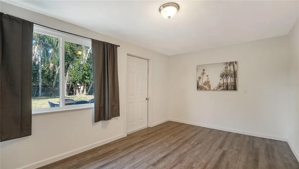 209 Briggs Court Sarasota FL 34237