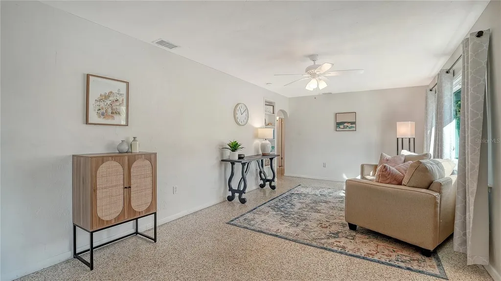 209 Briggs Court Sarasota FL 34237