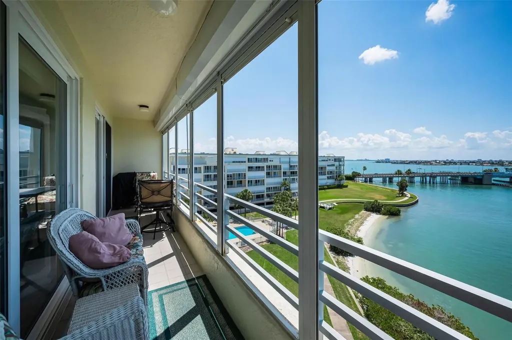 7882 Sailboat Key Boulevard S South Pasadena FL 33707