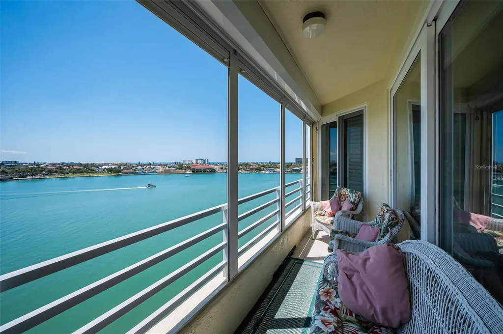 7882 Sailboat Key Boulevard S South Pasadena FL 33707