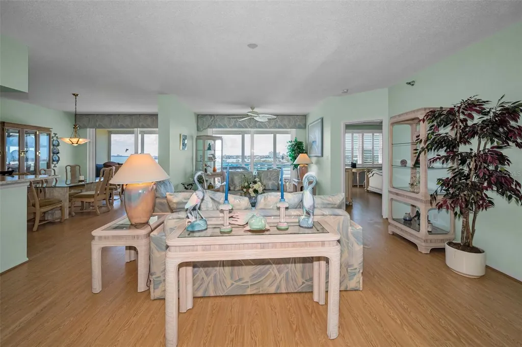 7882 Sailboat Key Boulevard S South Pasadena FL 33707