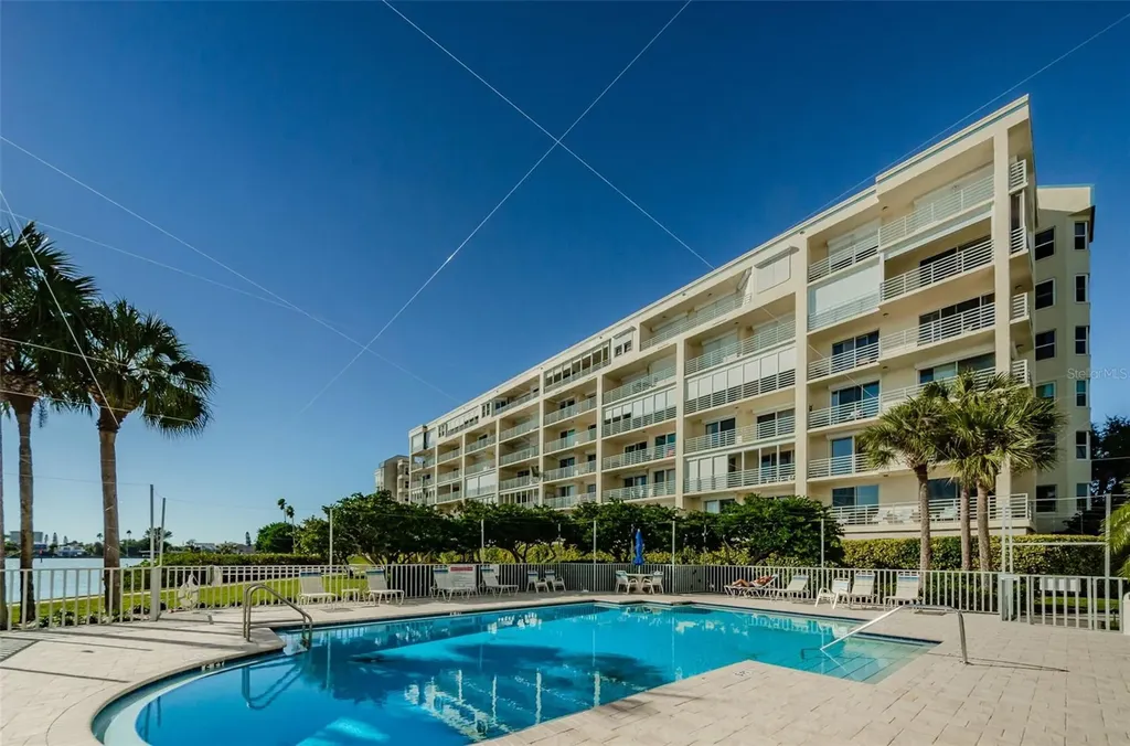 7882 Sailboat Key Boulevard S South Pasadena FL 33707