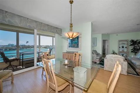 7882 Sailboat Key Boulevard S South Pasadena FL 33707