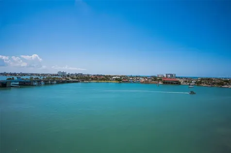 7882 Sailboat Key Boulevard S South Pasadena FL 33707