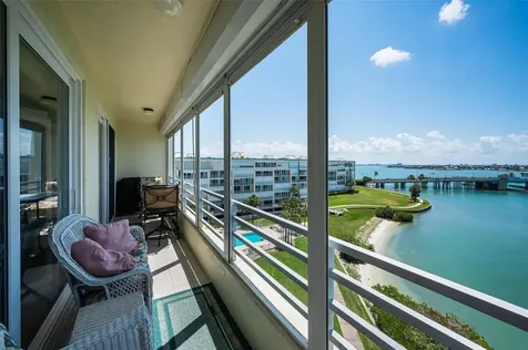 7882 Sailboat Key Boulevard S South Pasadena FL 33707