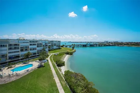7882 Sailboat Key Boulevard S South Pasadena FL 33707