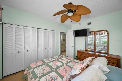 7882 Sailboat Key Boulevard S South Pasadena FL 33707