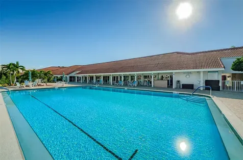 7882 Sailboat Key Boulevard S South Pasadena FL 33707