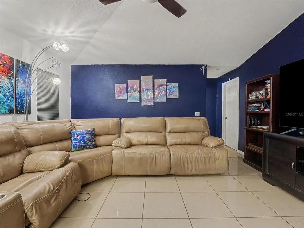 1464 Bluff Loop Dundee FL 33838