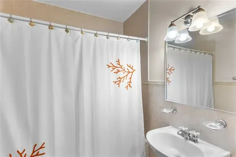215 Harbour Drive Humacao PR 00791