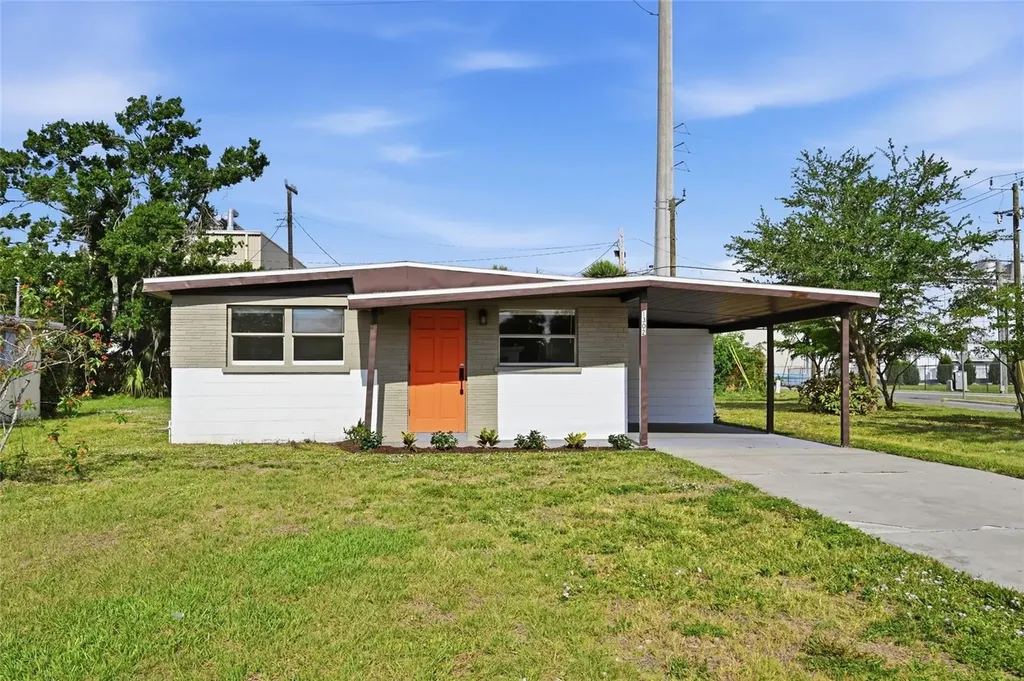 1302 14th Street E Bradenton FL 34208