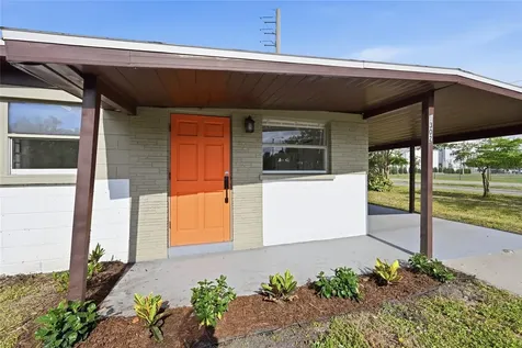 1302 14th Street E Bradenton FL 34208