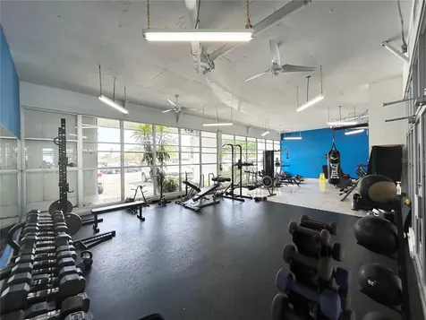 2305 Laurel San Juan PR 00913