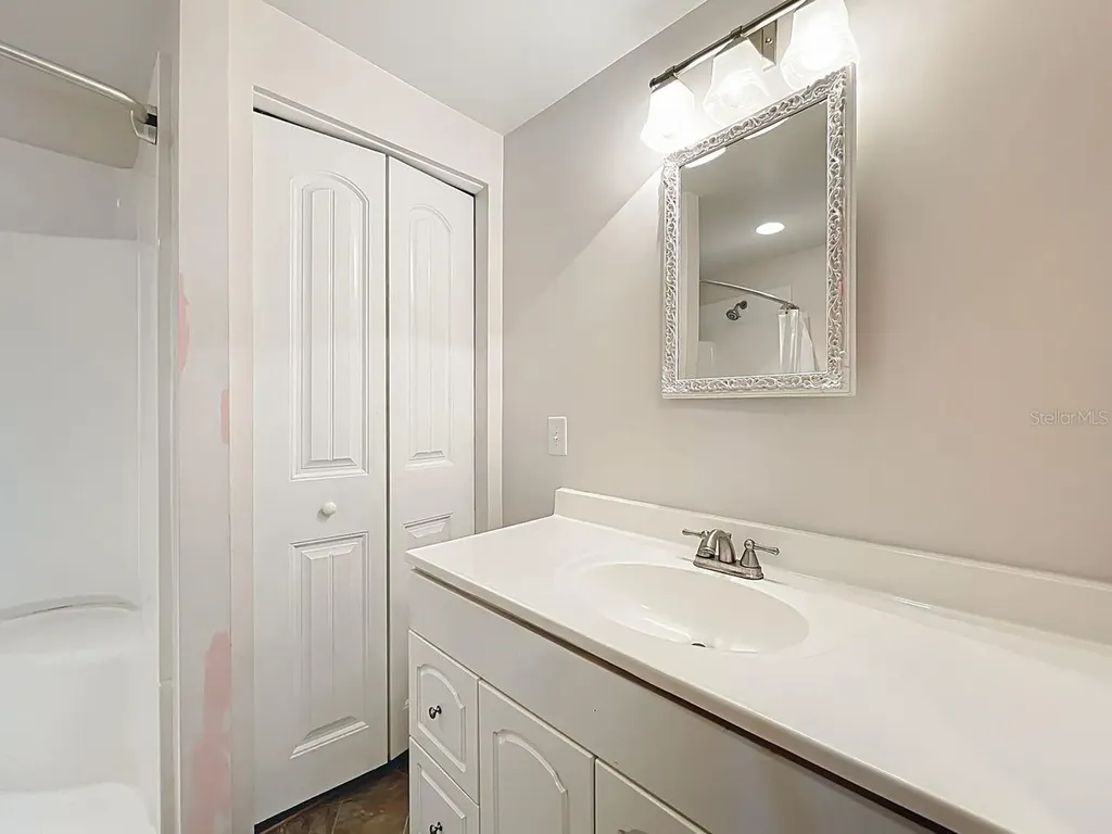 1440 Nassau Circle Tavares FL 32778