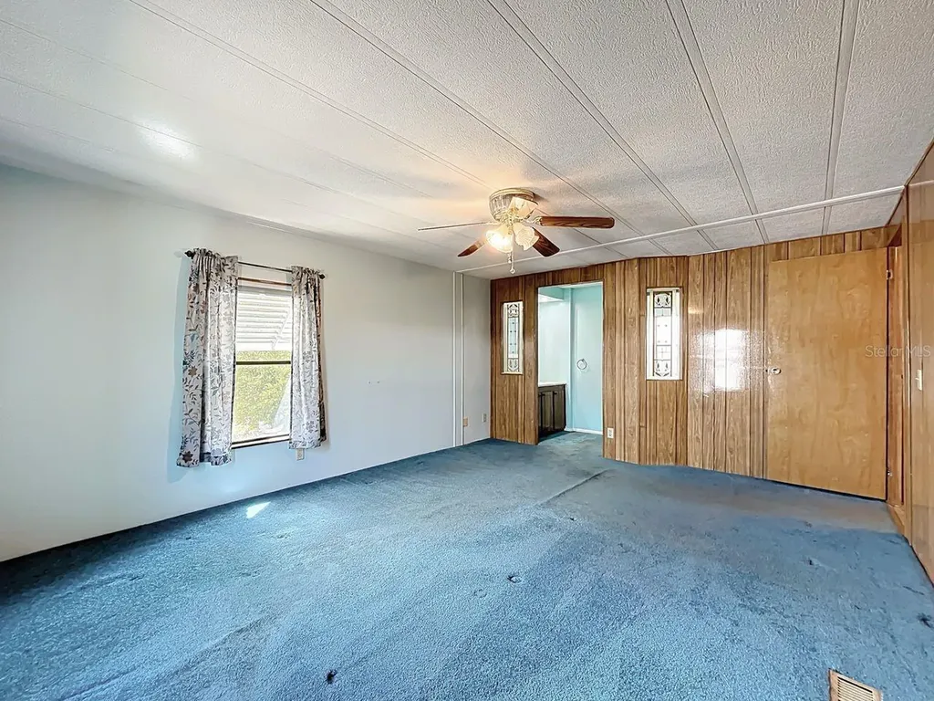 1440 Nassau Circle Tavares FL 32778