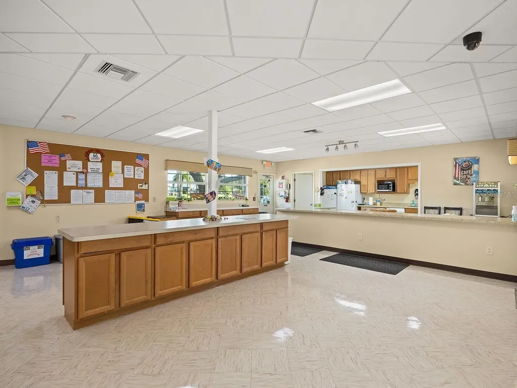 1440 Nassau Circle Tavares FL 32778
