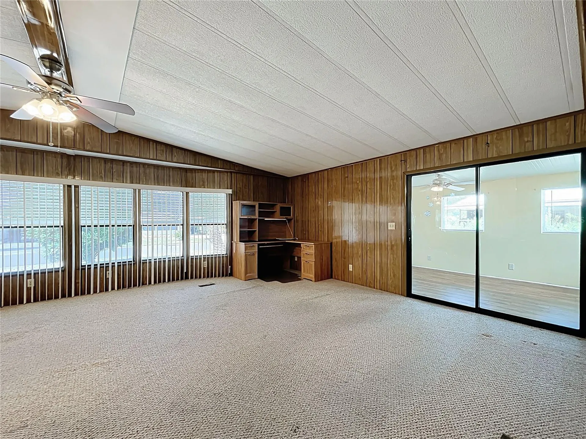 1440 Nassau Circle Tavares FL 32778