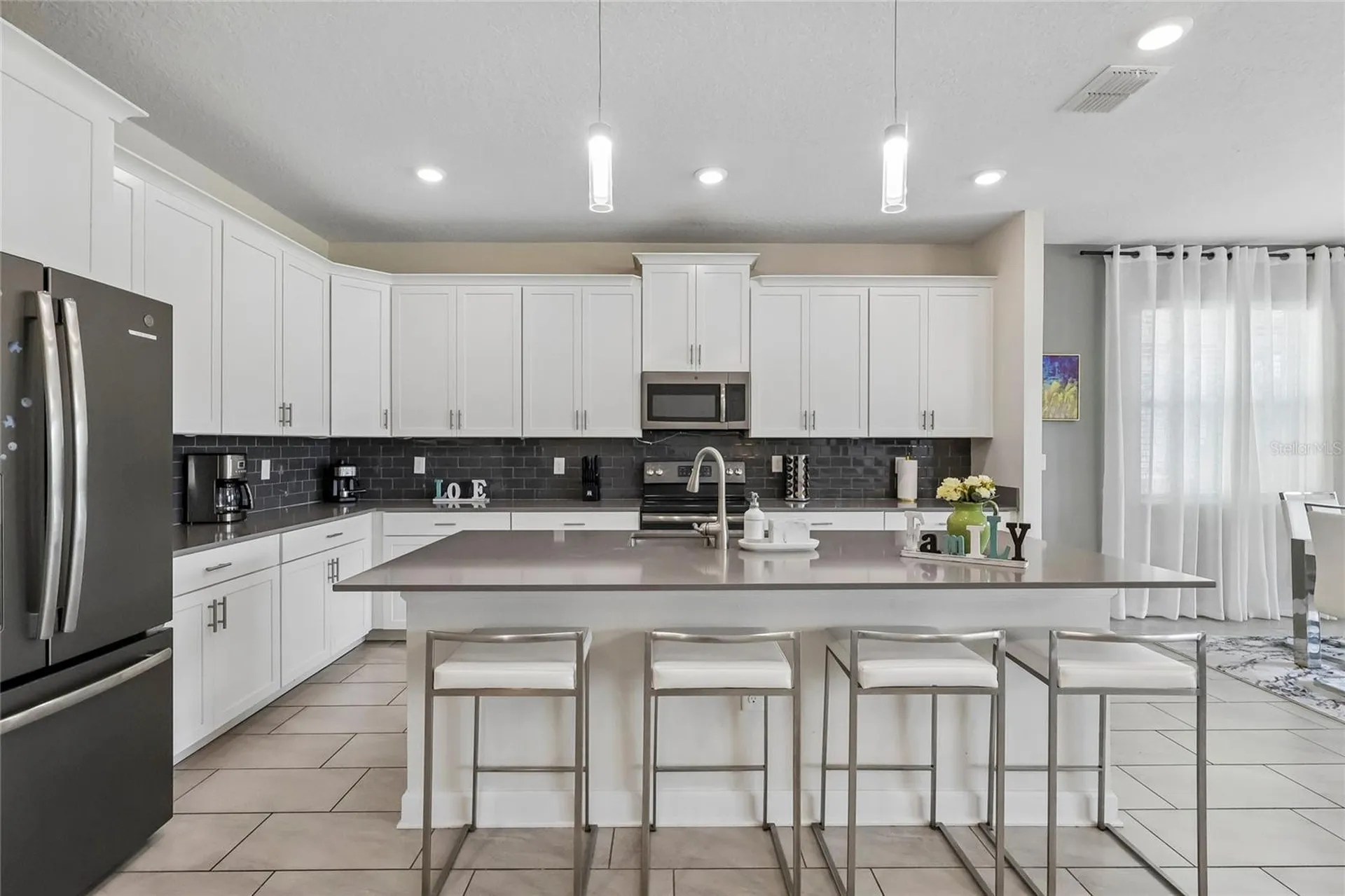 2801 Bookmark Drive Kissimmee FL 34746