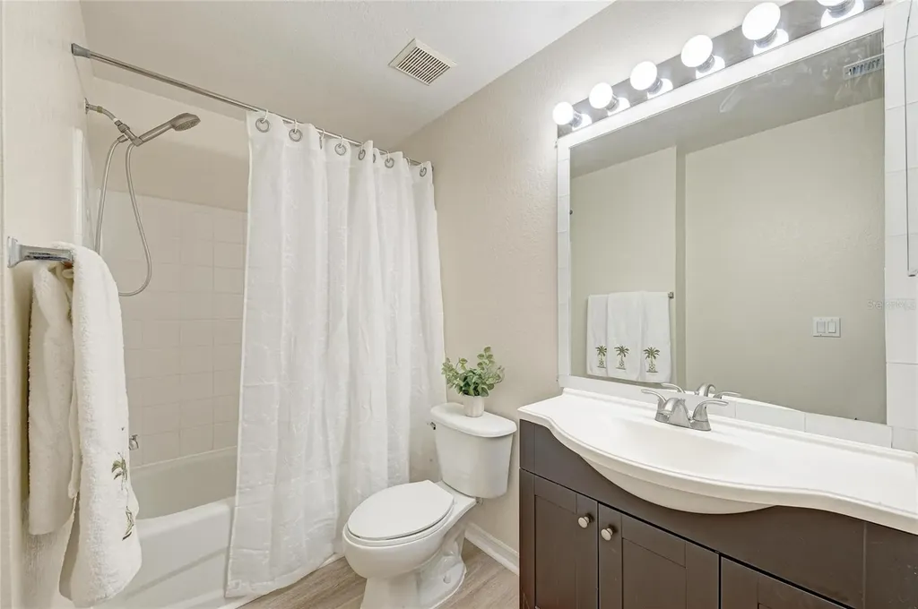 8911 Manor Loop Lakewood Ranch FL 34202