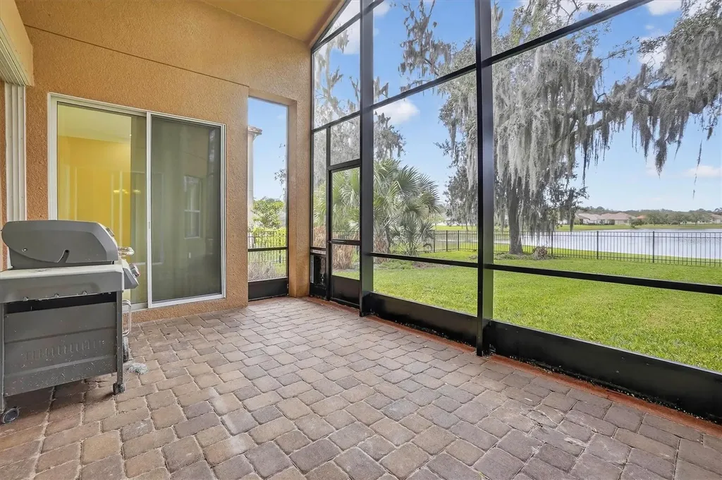 13 New Oak Leaf Drive Palm Coast FL 32137