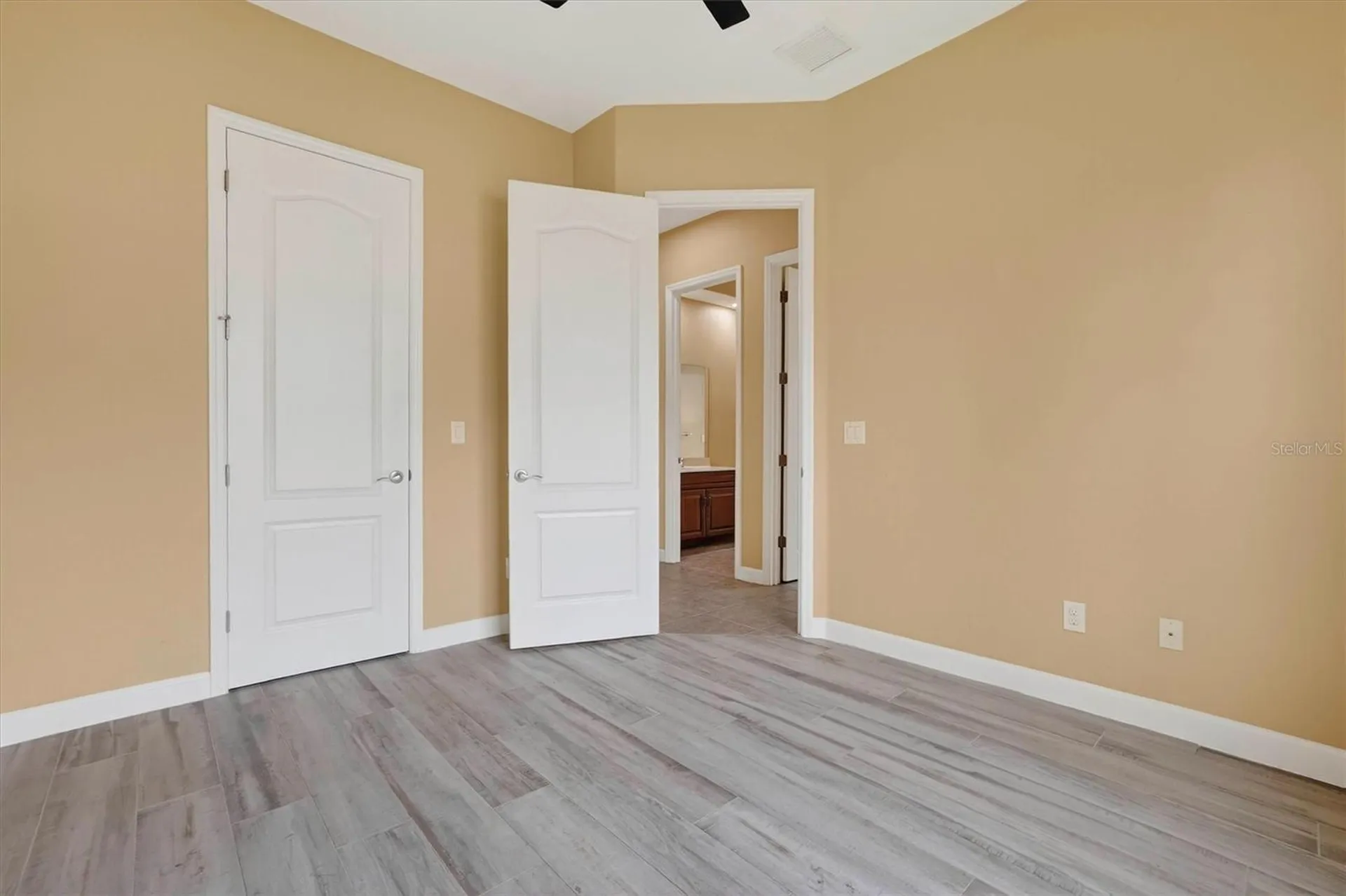 13 New Oak Leaf Drive Palm Coast FL 32137