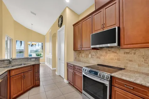 13 New Oak Leaf Drive Palm Coast FL 32137