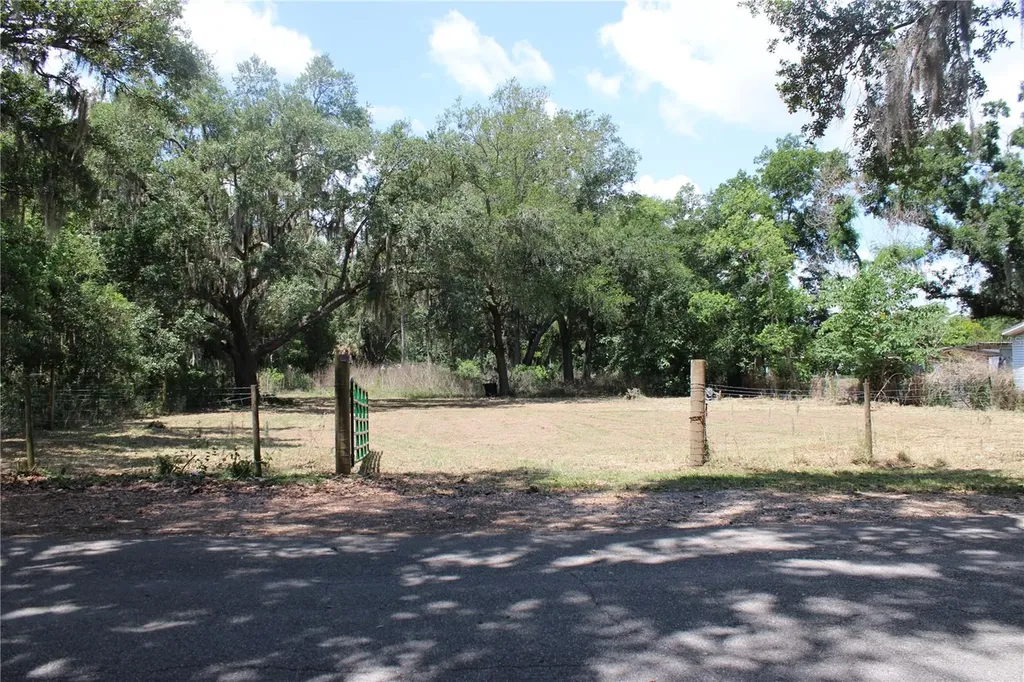 Avenue C E Winter Haven FL 33880