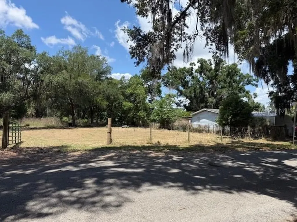 Avenue C E Winter Haven FL 33880