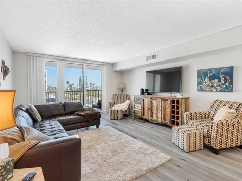1460 Gulf Boulevard Clearwater Beach FL 33767