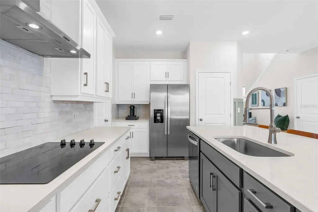 2019 Sunshine Peak Drive Minneola FL 34715