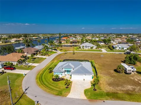 9305 Spring Circle Port Charlotte FL 33981