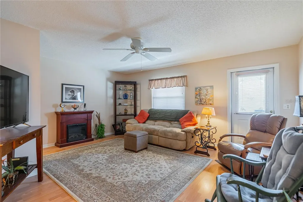 709 W Brockton Place Sun City Center FL 33573