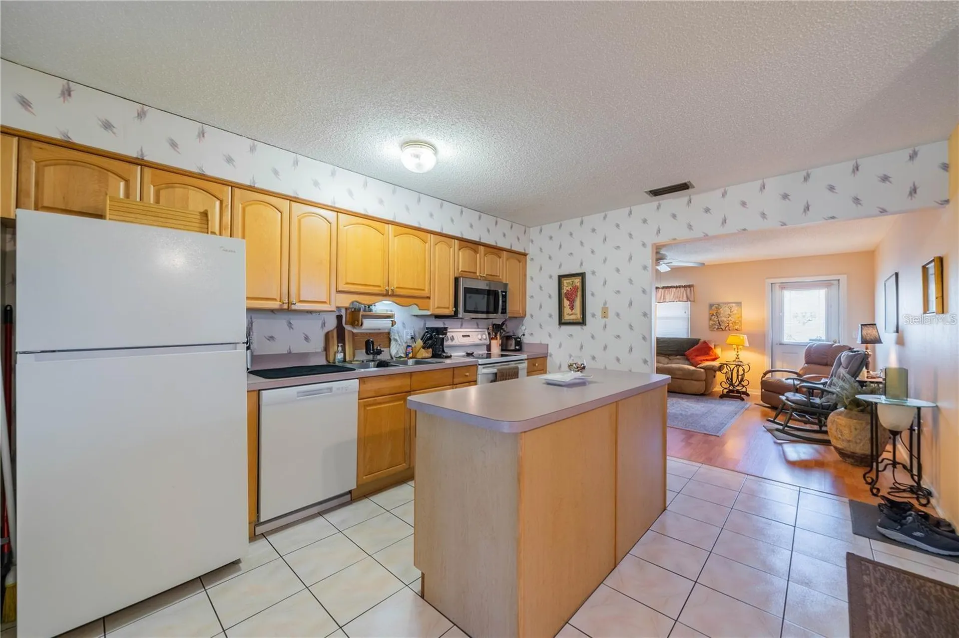 709 W Brockton Place Sun City Center FL 33573