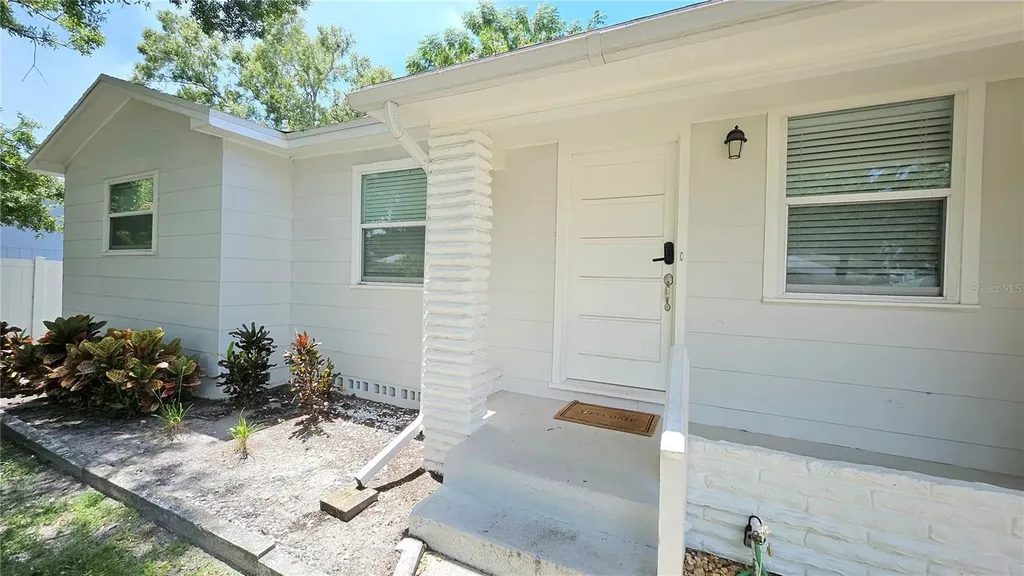 618 S Crest Avenue Clearwater FL 33756