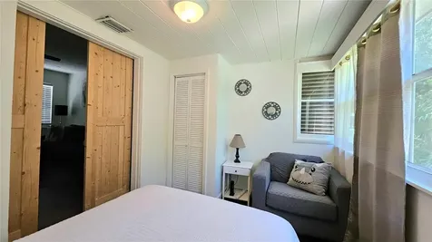 618 S Crest Avenue Clearwater FL 33756