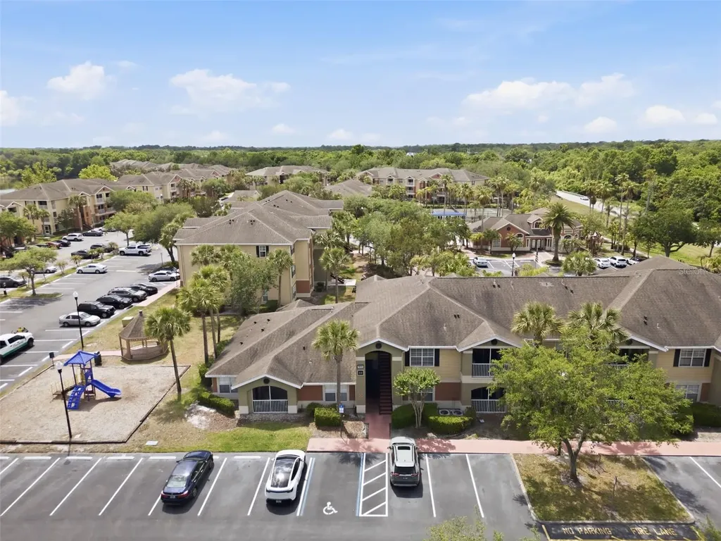 1910 Summer Club Drive Oviedo FL 32765