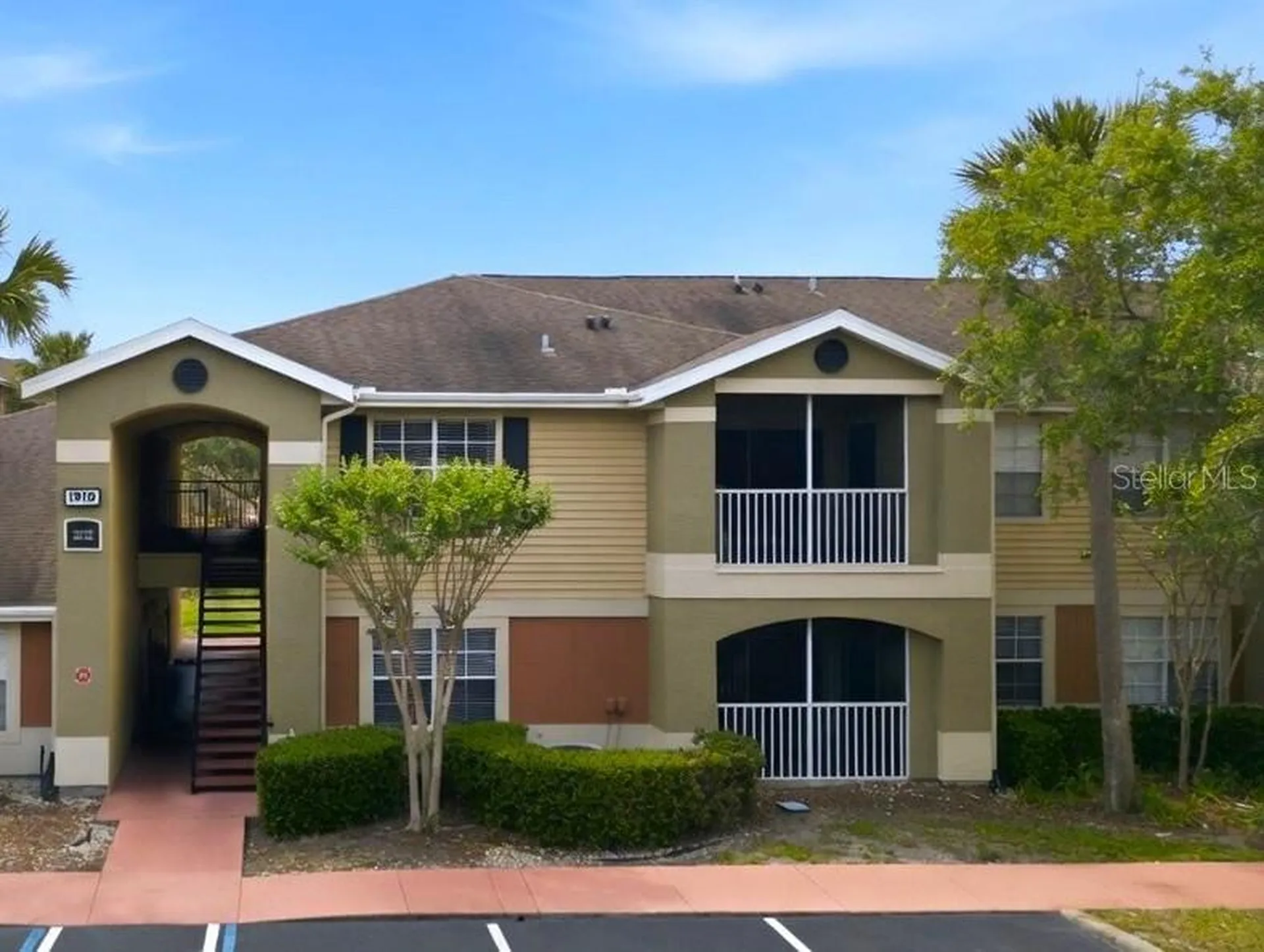 1910 Summer Club Drive Oviedo FL 32765