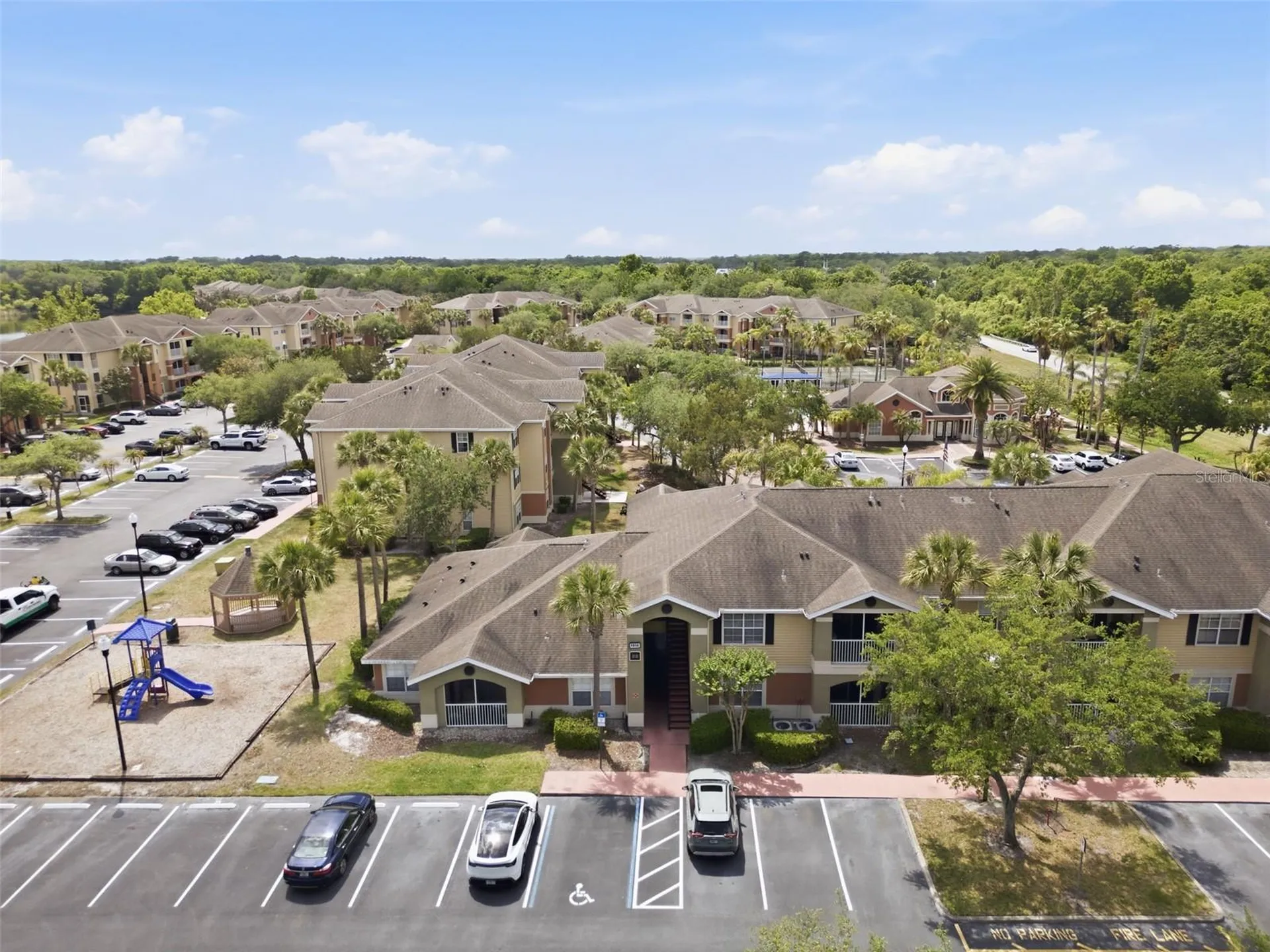 1910 Summer Club Drive Oviedo FL 32765