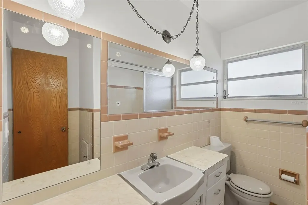 11570 60th Terrace Seminole FL 33772
