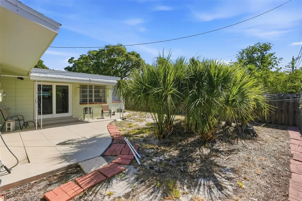 11570 60th Terrace Seminole FL 33772