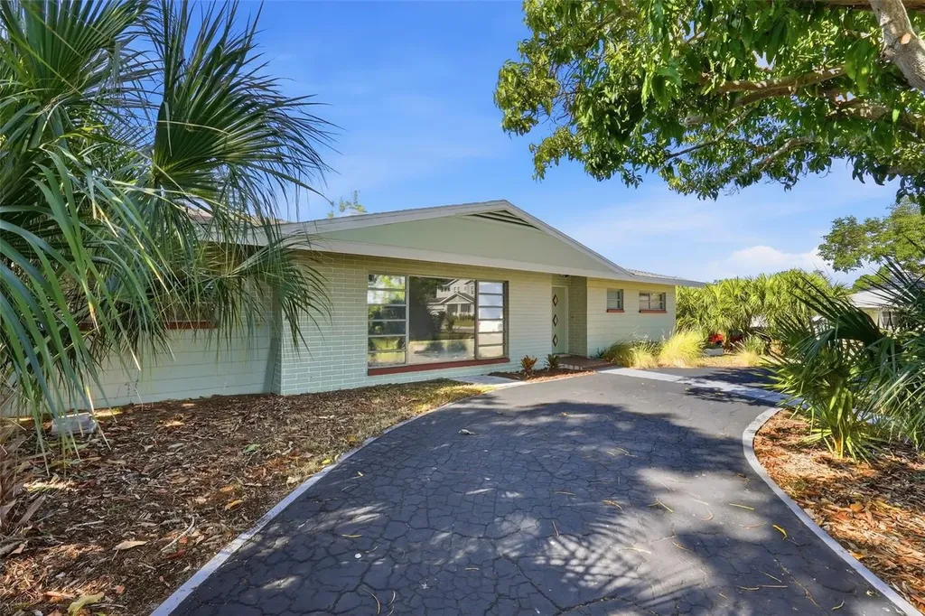 11570 60th Terrace Seminole FL 33772