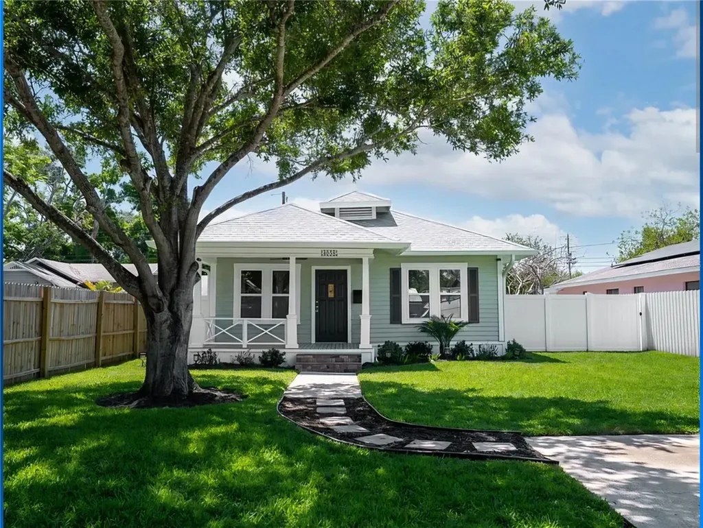 4058 39th Avenue N St Petersburg FL 33714