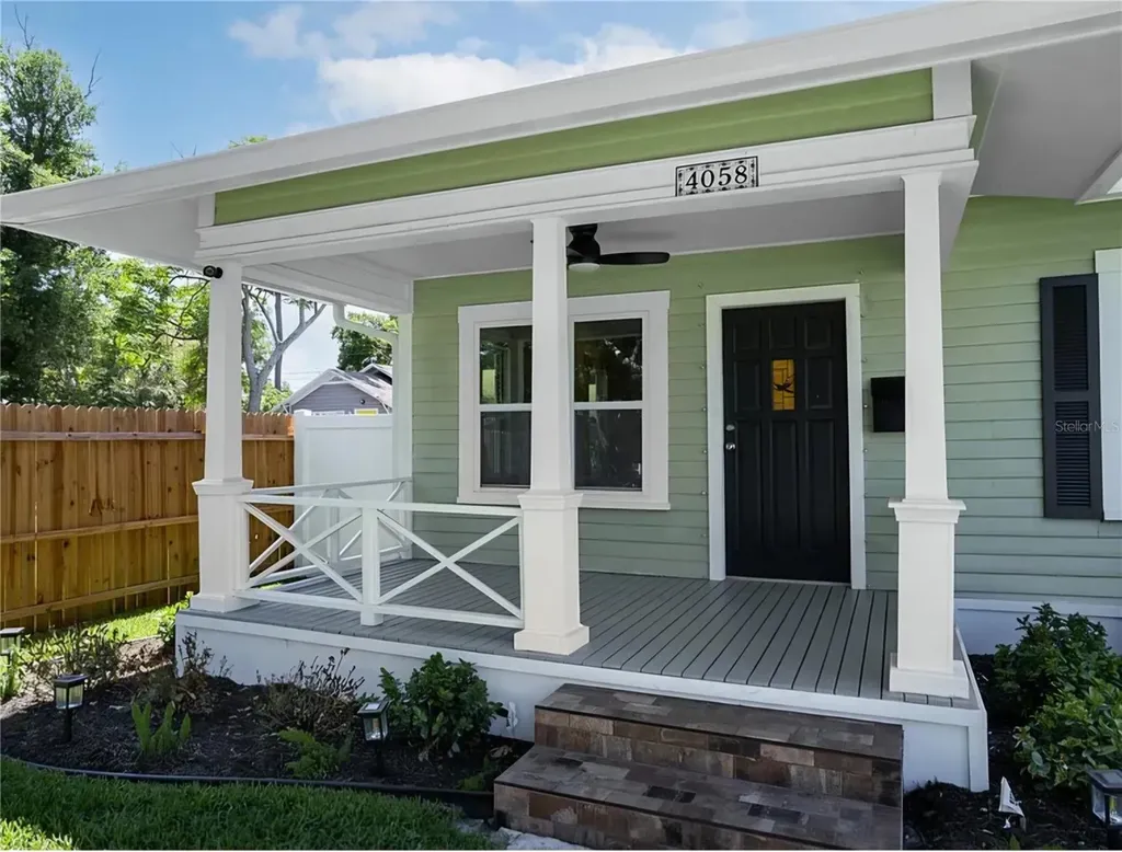4058 39th Avenue N St Petersburg FL 33714