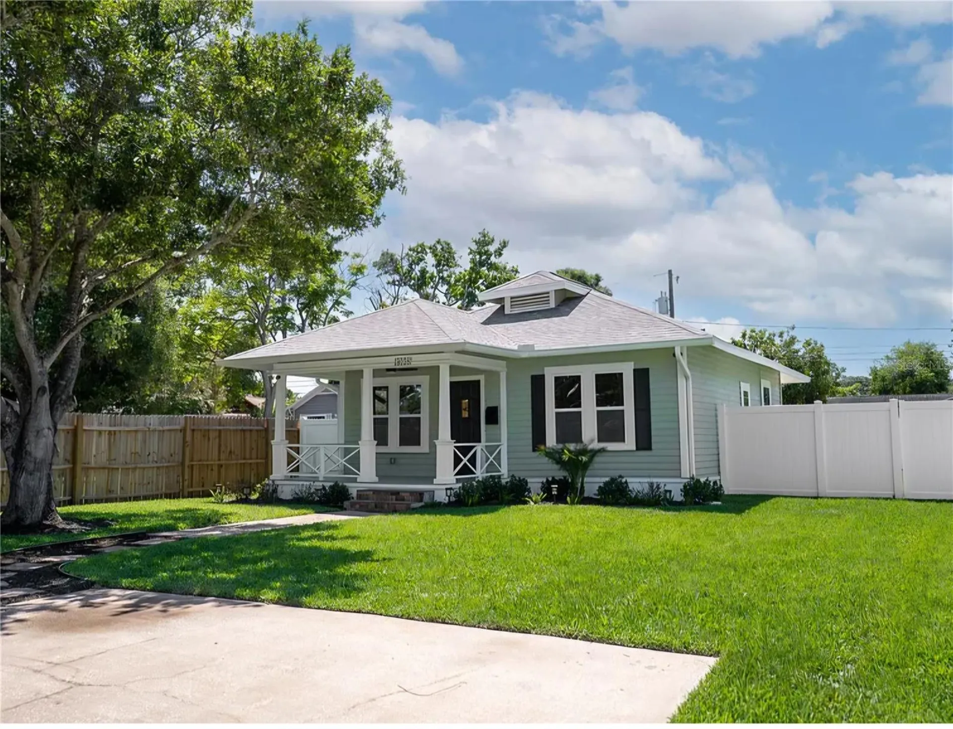 4058 39th Avenue N St Petersburg FL 33714