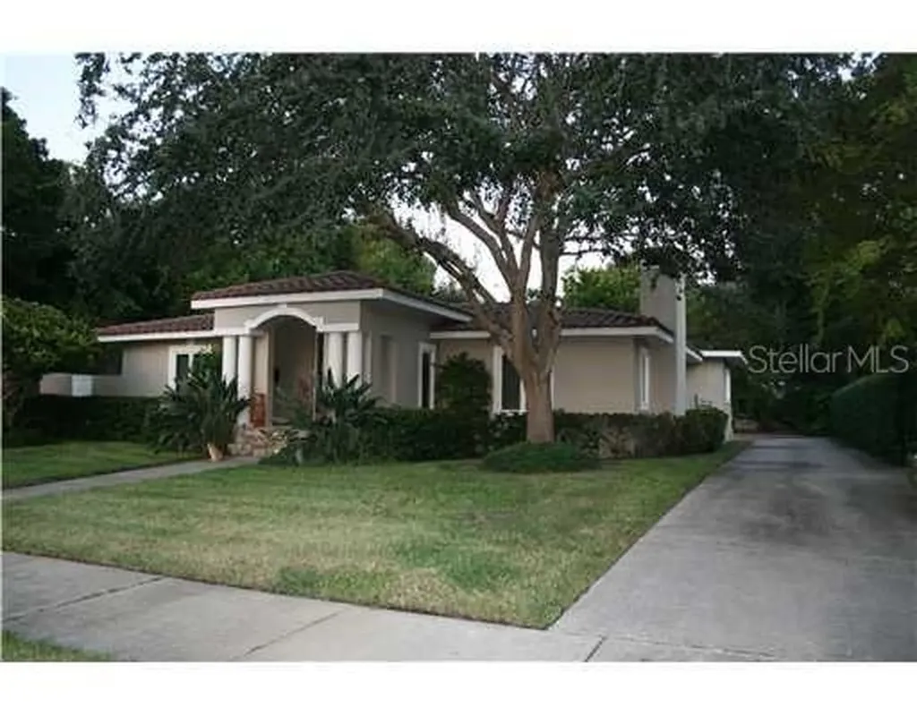 300 Brightwaters Boulevard NE St Petersburg FL 33704