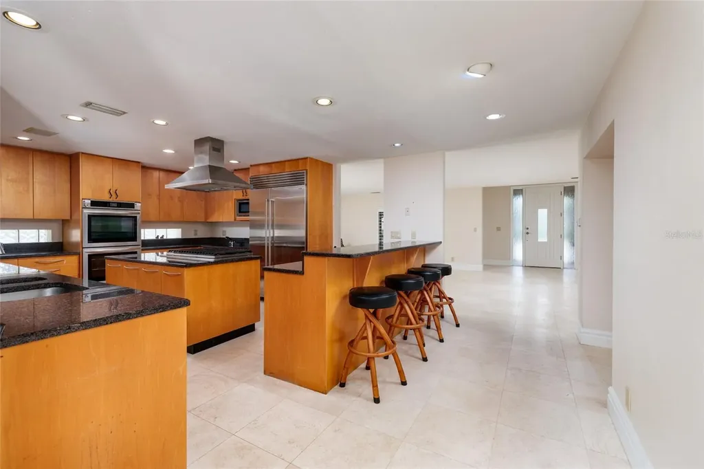 300 Brightwaters Boulevard NE St Petersburg FL 33704