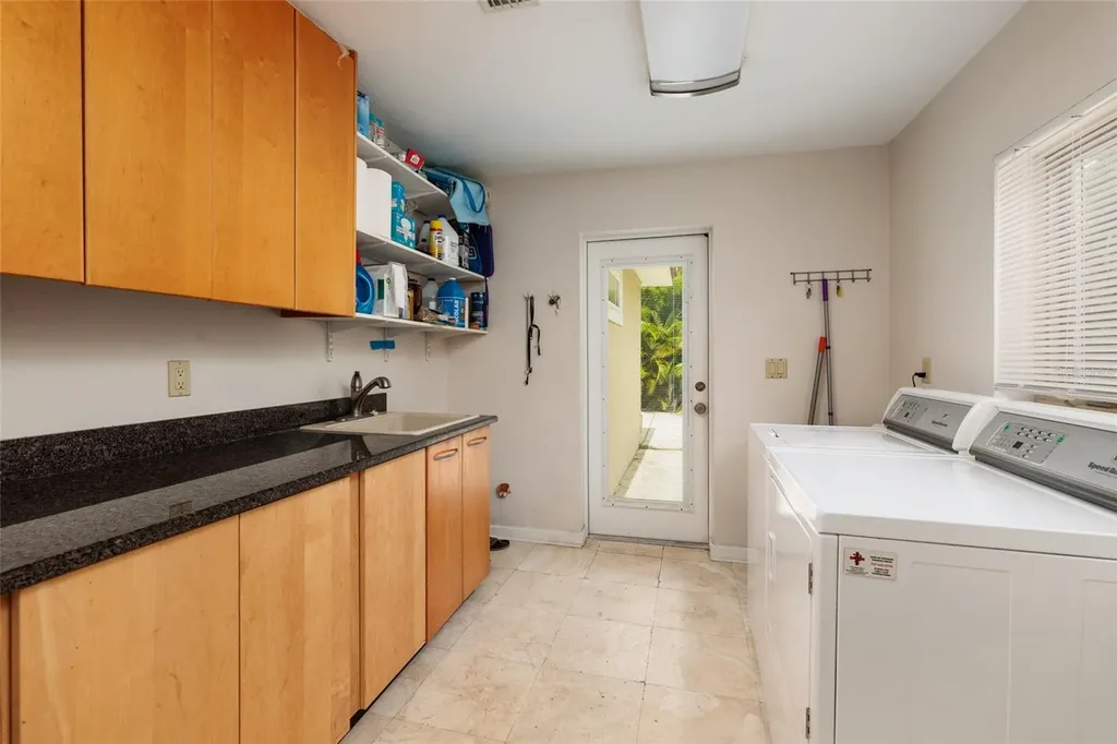 300 Brightwaters Boulevard NE St Petersburg FL 33704