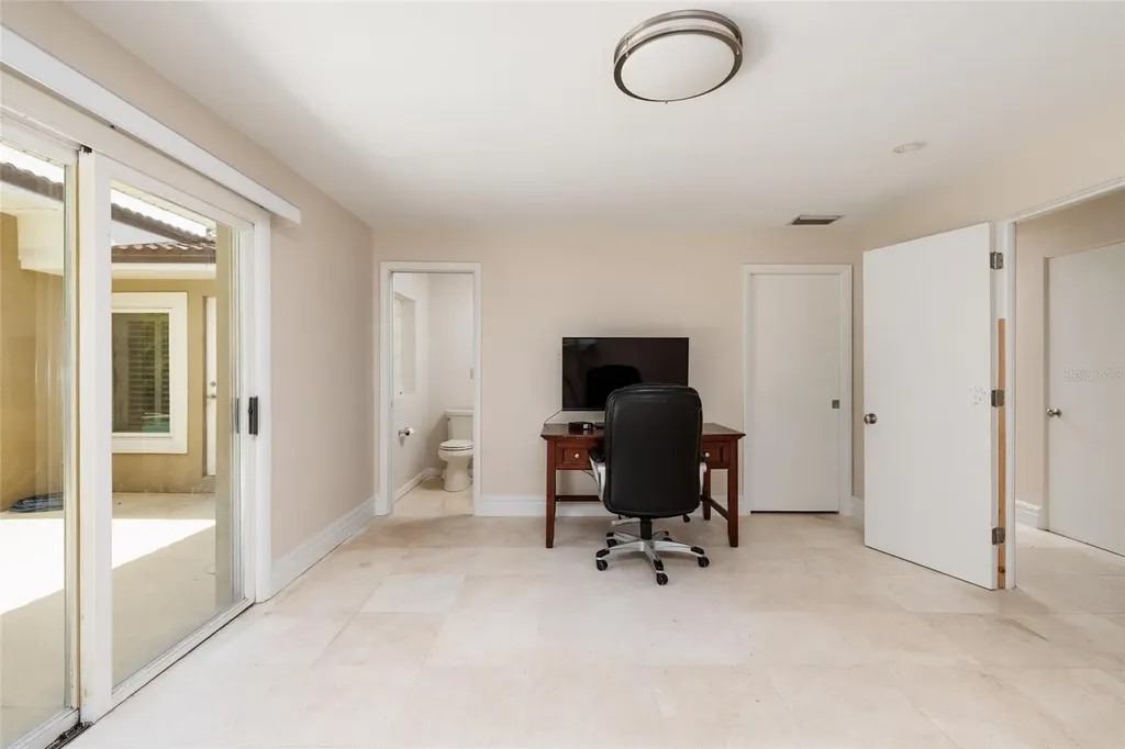 300 Brightwaters Boulevard NE St Petersburg FL 33704